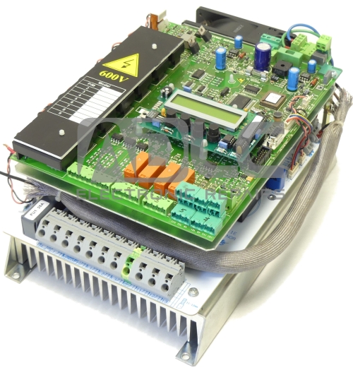 Variateur de fréquence N°4 plus carte de commande VEC